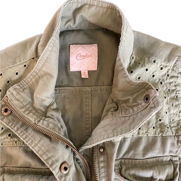 Candies olive green vest with zipper and pull tie and pockets Size M women’s - Picture 4 of 11